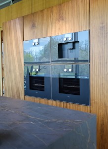 Zestaw powystawowy Gaggenau seria 400 piekarnik prawy oraz lewy BO470102+ BO471102, Ekspres do kawy CM450102 oraz Mikrofala BM451100